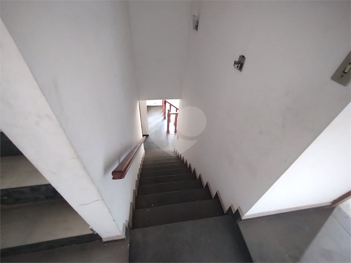 Sobrado à venda com 7 quartos, sendo 6 suítes, em Aclimação, São Paulo, SP