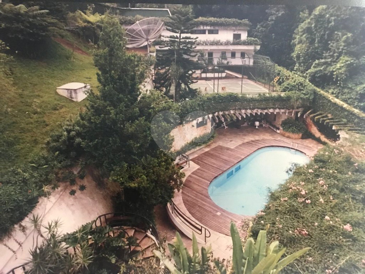 Casa à venda com 6 quartos, sendo 3 suítes,  em Serra da Cantareira, Mairiporã, SP