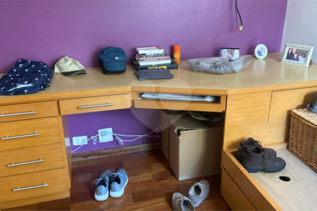 Apartamento à venda com 3 quartos, sendo 1 suíte, em Jardim Marajoara, São Paulo, SP