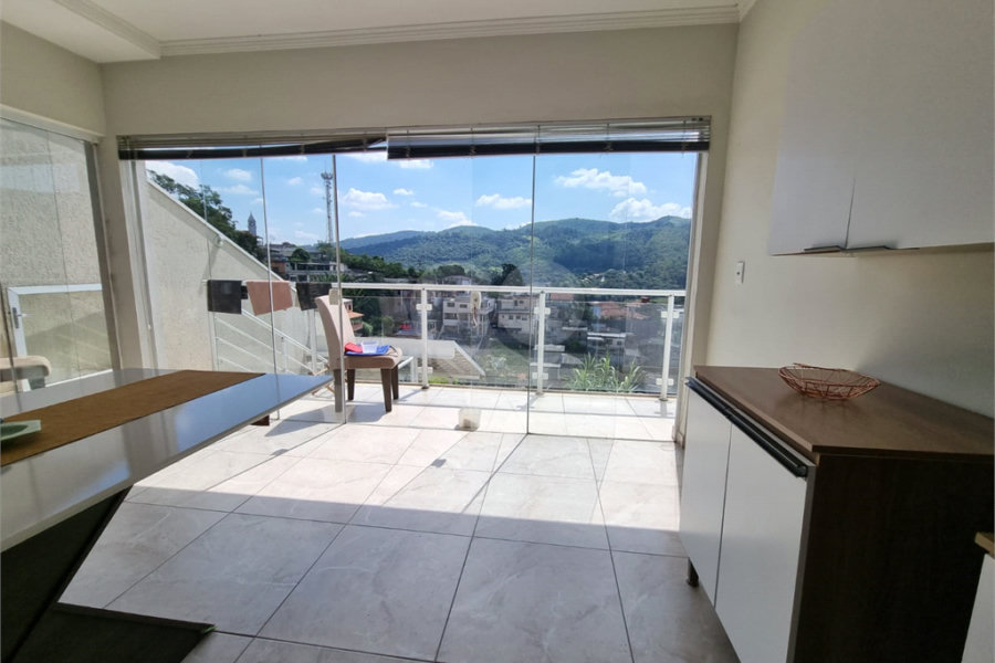 Casa à venda com 3 quartos, sendo 1 suíte, em Serra da Cantareira, Mairiporã, SP