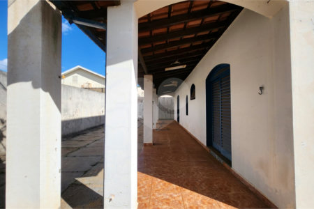 Casa à venda com 4 suítes em Vila Harmonia, Araraquara, SP