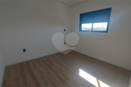 Apartamento à venda com 3 quartos, sendo 1 suíte, em Jardim Refúgio, Sorocaba, SP