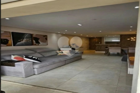Apartamento à venda com 3 quartos, sendo 1 suíte,  em Vila Regente Feijó, São Paulo, SP