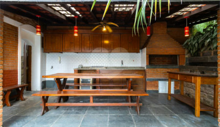 Casa Térrea à venda com 3 quartos, sendo 2 suítes,  em Jardim Marajoara, São Paulo, SP