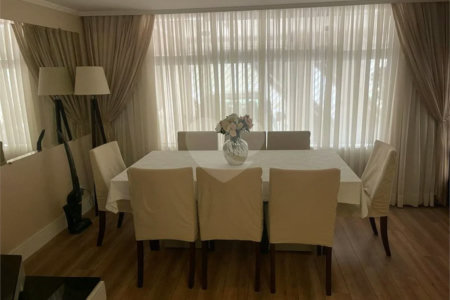 Casa à venda com 3 quartos, sendo 1 suíte, em Parque Vitória, São Paulo, SP