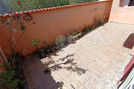 Casa à venda com 2 quartos em Jardim Maria Trindade, São Roque, SP