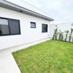 Casa à venda com 2 quartos, sendo 1 suíte, no condomínio Tivolli, Itapetininga - SP
