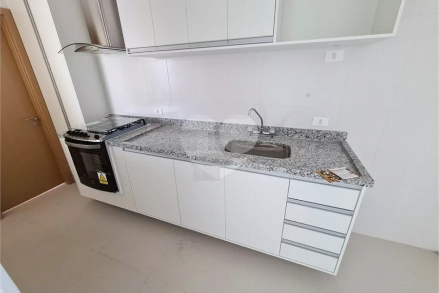 Cobertura à venda com 2 suítes em Santana, São Paulo, SP