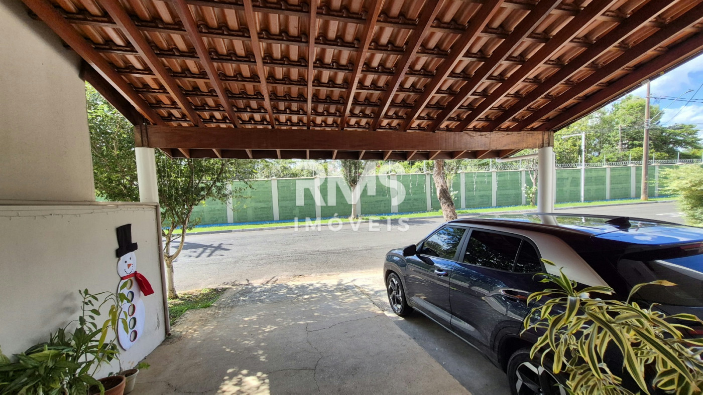 Casa à venda com 3 suítes no condomínio Granja Olga II, Sorocaba - SP