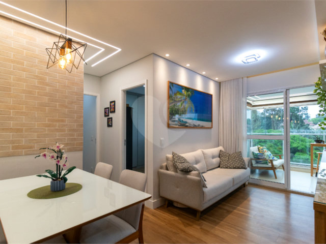 Apartamento à venda com 2 quartos, sendo 1 suíte,  em Jardim Prudência, São Paulo, SP