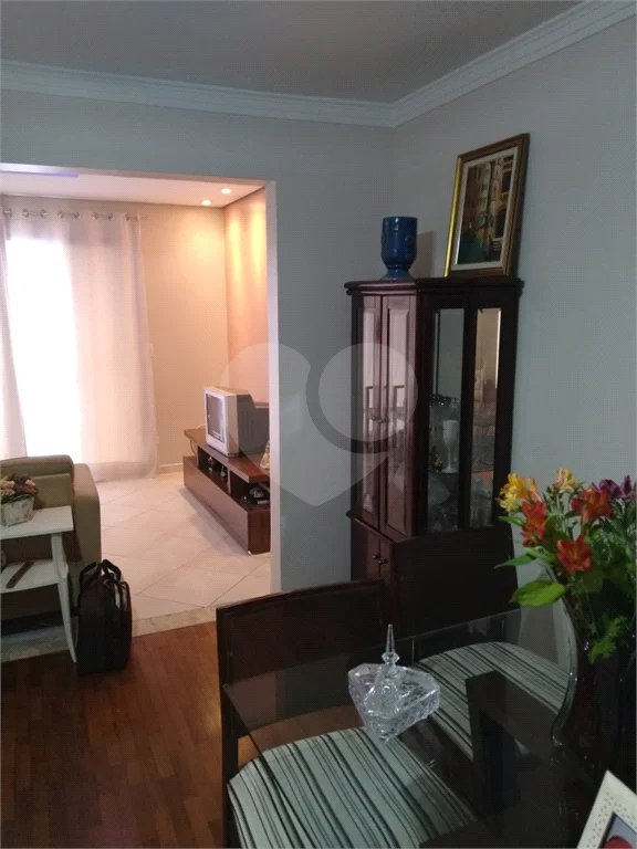 Sobrado à venda com 2 quartos, sendo 1 suíte, em Vila Gustavo, São Paulo, SP