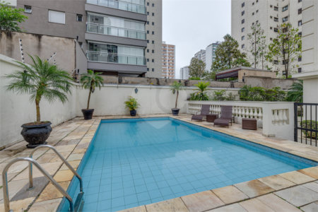 Apartamento à venda com 4 quartos, sendo 2 suítes, em Campo Belo, São Paulo, SP