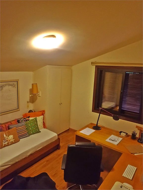 Casa à venda com 4 quartos, sendo 2 suítes,  em Morumbi, São Paulo, SP