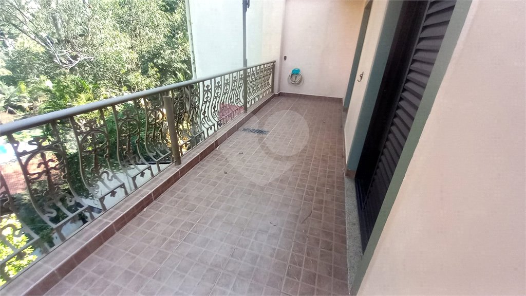 Sobrado à venda com 4 quartos, sendo 2 suítes, em Tremembé, São Paulo, SP