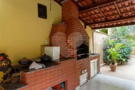 Casa à venda com 3 quartos, sendo 1 suíte,  em Chácara Figueira Grande, São Paulo, SP