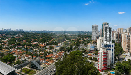 Apartamento à venda com 3 suítes em Campo Belo, São Paulo, SP