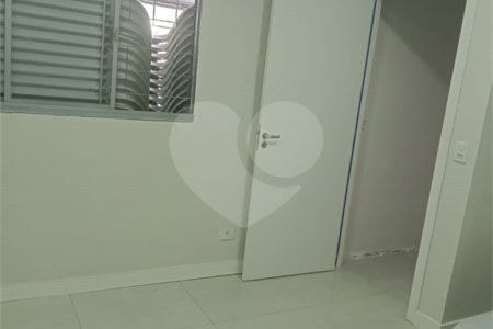 Kitnet à venda com 1 quarto em Vivendas do Parque, Campo Grande, MS