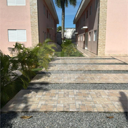 Apartamento à venda com 2 quartos em Indaiá, Bertioga, SP