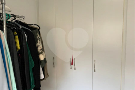 Apartamento à venda com 4 quartos, sendo 1 suíte, em Chácara Santo Antônio, São Paulo, SP