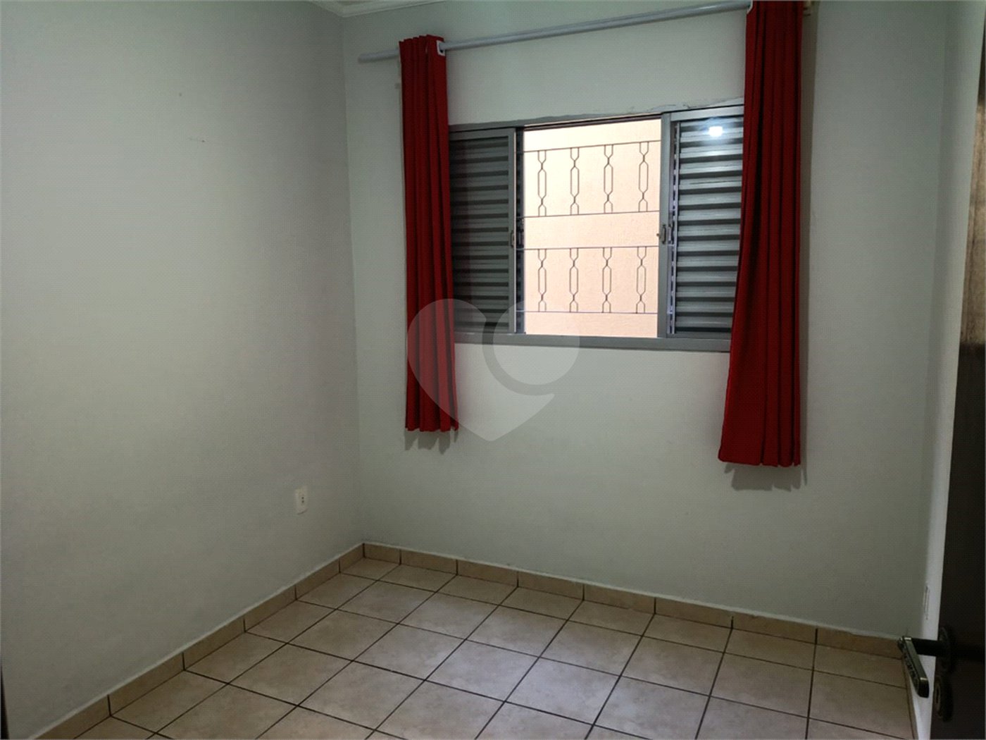 Casa à venda com 4 quartos, sendo 2 suítes,  em Vila Rei, Mogi das Cruzes, SP