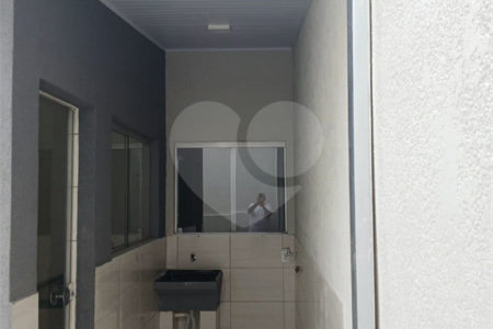 Casa de Vila à venda com 3 quartos, sendo 1 suíte, em Jardim Wanel Ville V, Sorocaba, SP