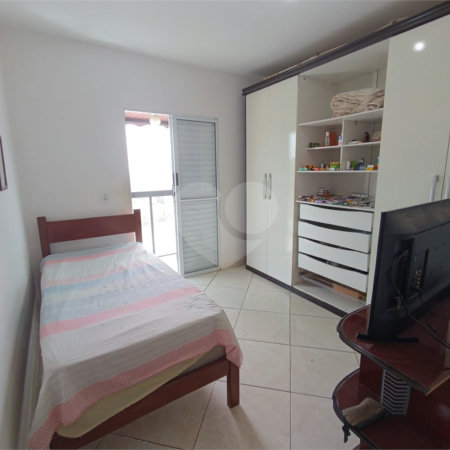 Casa à venda com 2 quartos, sendo 1 suíte, em Reneville, Mairinque, SP