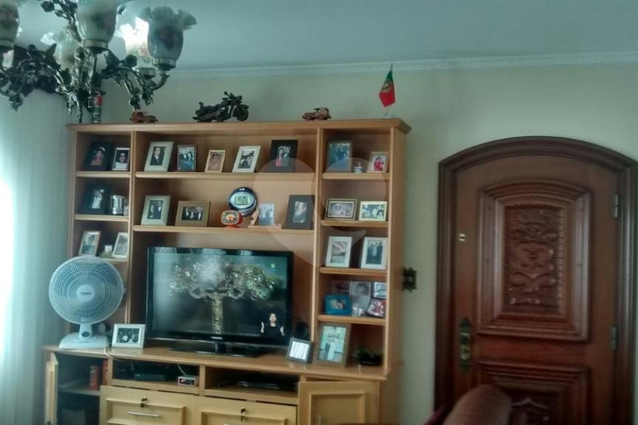 Casa à venda com 4 quartos, sendo 2 suítes,  em Vila Guilherme, São Paulo, SP