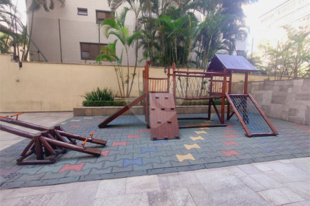 Apartamento à venda com 3 quartos, sendo 1 suíte,  em Jardim Paulista, São Paulo, SP