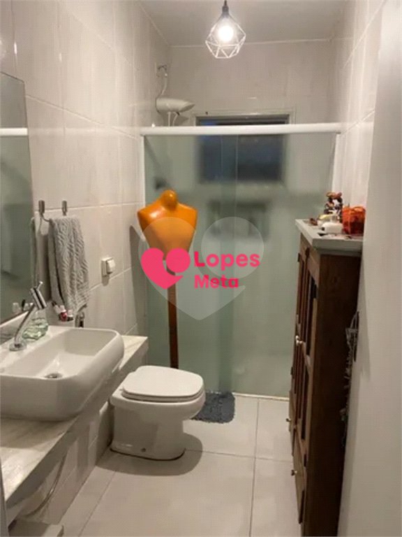 Casa à venda com 2 quartos no condomínio Portal da Serra, São José dos Campos - SP