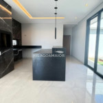 Casa à venda com 3 quartos no condomínio Residencial Costa Leste, Três Lagoas - MS