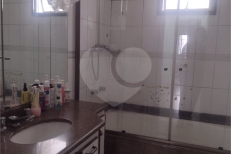 Apartamento à venda com 3 quartos, sendo 1 suíte, em Real Parque, São Paulo, SP