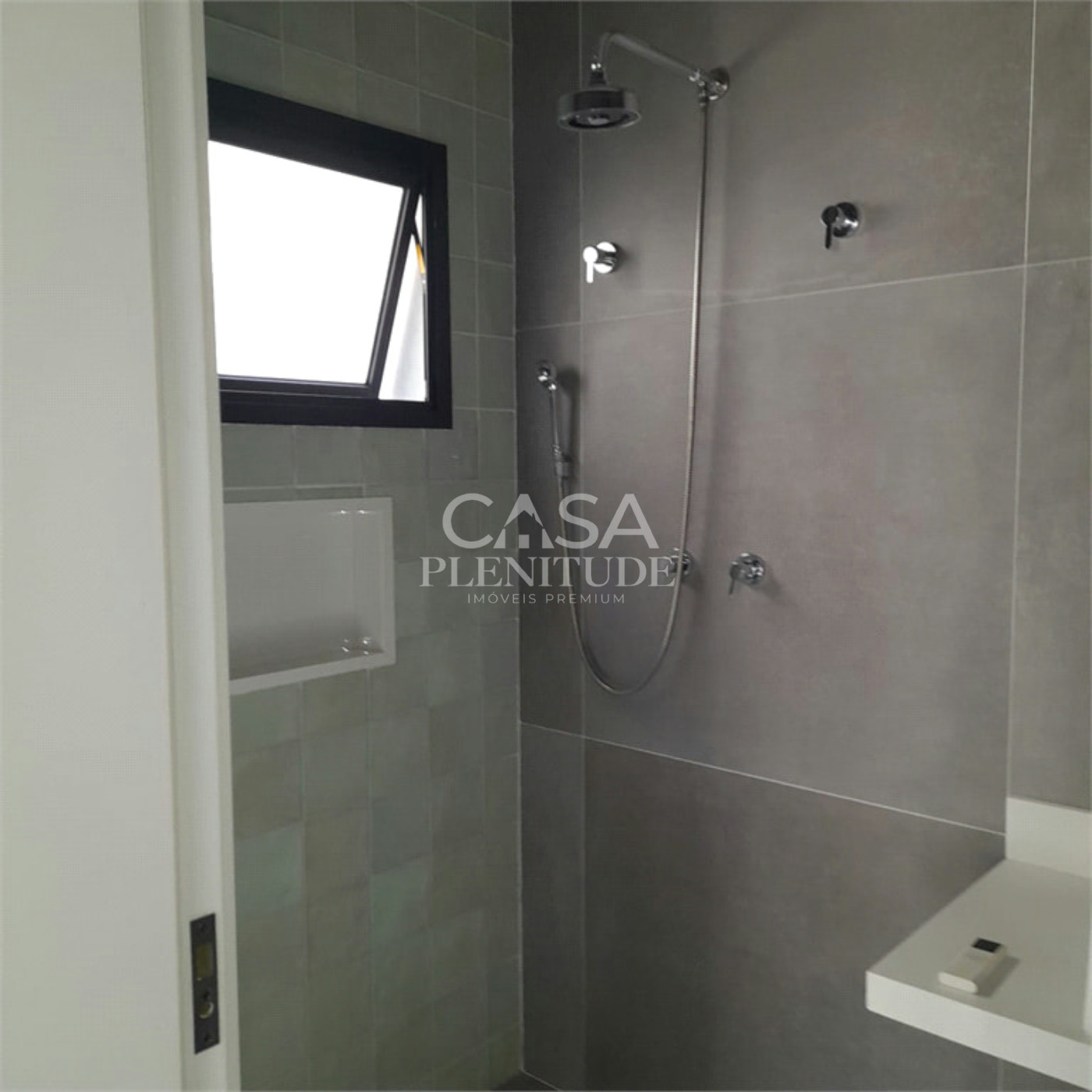 Casa em condomínio à venda com 4 suítes em Parque Bela Vista, Votorantim, SP