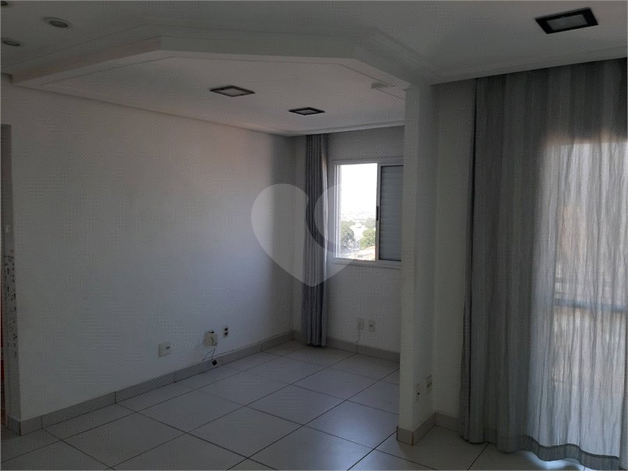 Apartamento à venda com 2 quartos, sendo 1 suíte, em Vila Trujillo, Sorocaba, SP