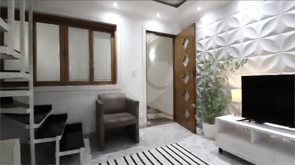 Sobrado à venda com 2 quartos em Vila Curuçá, São Paulo, SP