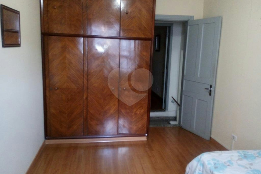Casa à venda com 3 quartos em Carandiru, São Paulo, SP