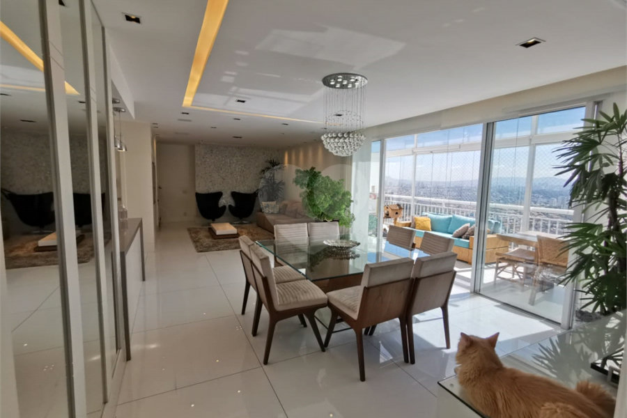 Apartamento à venda com 3 suítes em Morumbi, São Paulo, SP