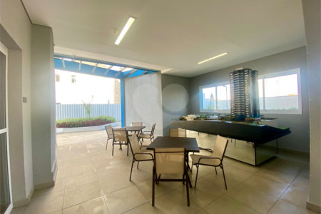 Apartamento à venda com 2 quartos, sendo 1 suíte, em Vila Rosália, Guarulhos, SP