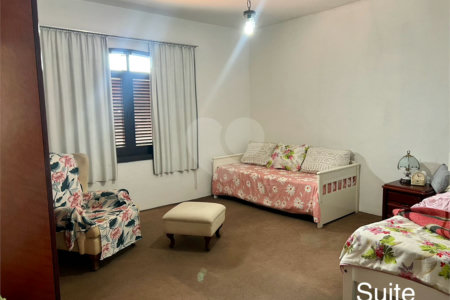 Sobrado à venda com 2 suítes no Centro, Mogi das Cruzes, SP