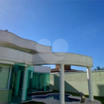 Casa à venda com 3 suítes no condomínio Figueira Garden, Atibaia - SP