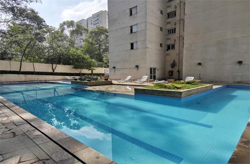 Apartamento à venda com 2 quartos em Parque Reboucas, São Paulo, SP