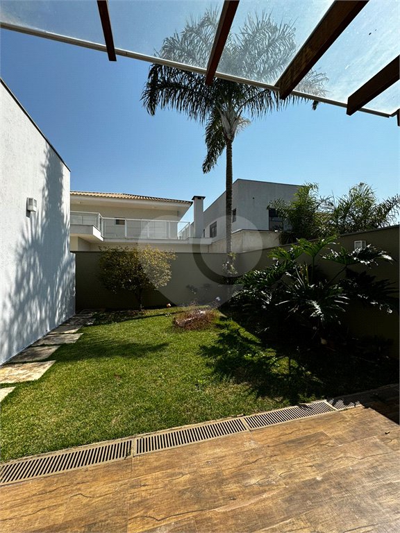 Casa à venda com 4 quartos, sendo 2 suítes,  no condomínio Montblanc, Sorocaba - SP