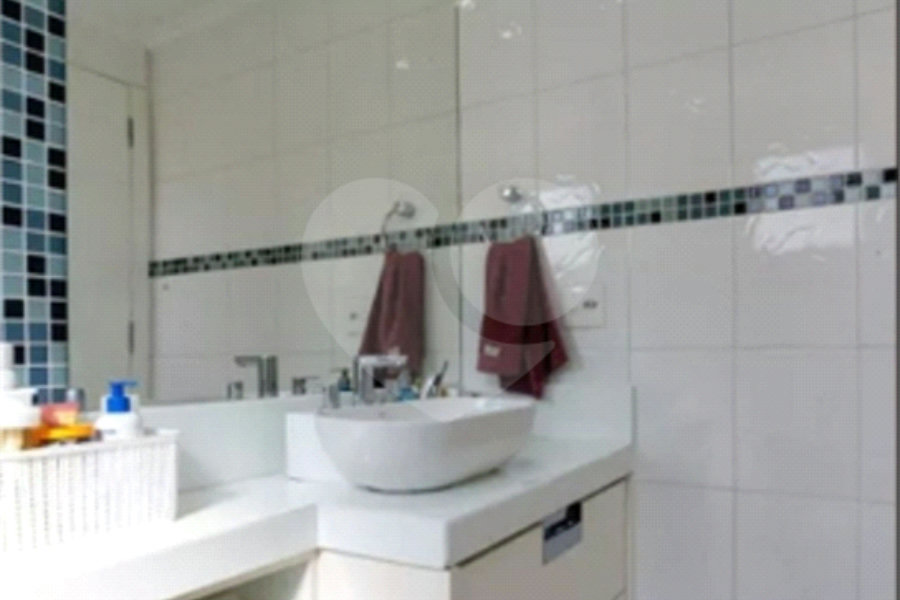 Apartamento à venda com 3 suítes em Santana, São Paulo, SP