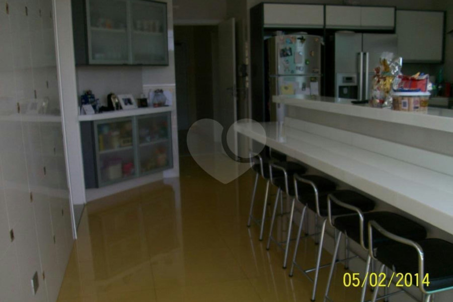Casa em condomínio à venda com 4 suítes em Horto, São Paulo, SP