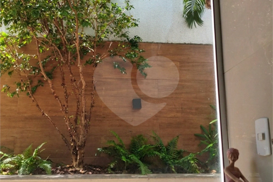 Casa à venda com 3 suítes em Carmo, Araraquara, SP