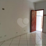 Sobrado à venda com 3 quartos, sendo 1 suíte, em Jardim Las Vegas, Santo André, SP