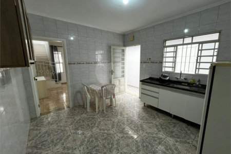 Casa à venda com 3 quartos, sendo 2 suítes, em Vila Regina, Itapetininga, SP