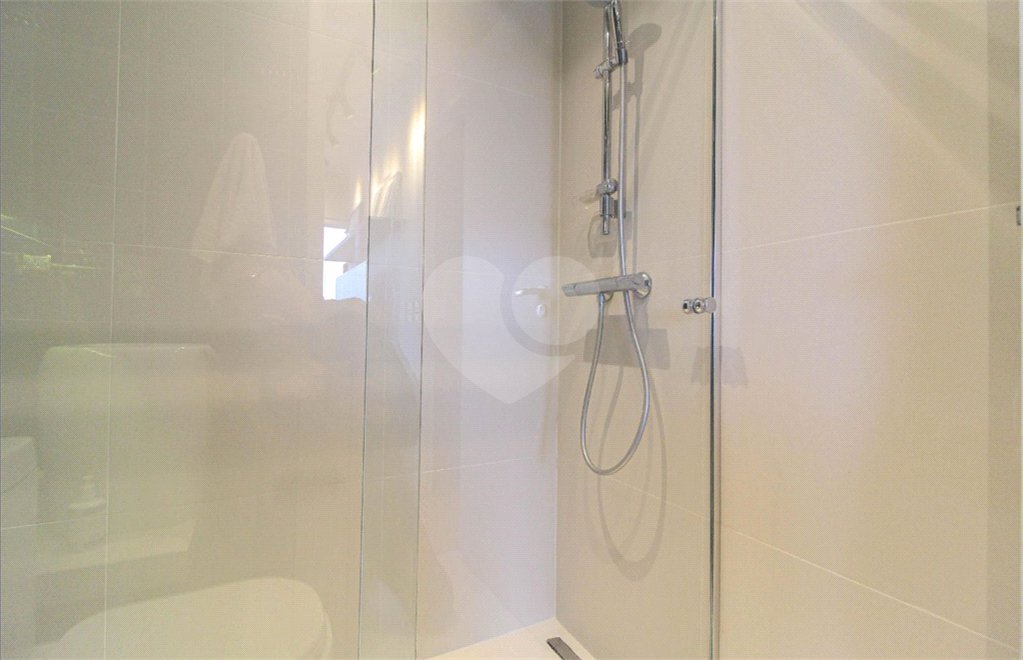 Apartamento à venda com 2 quartos, sendo 1 suíte, em Vila Olímpia, São Paulo, SP