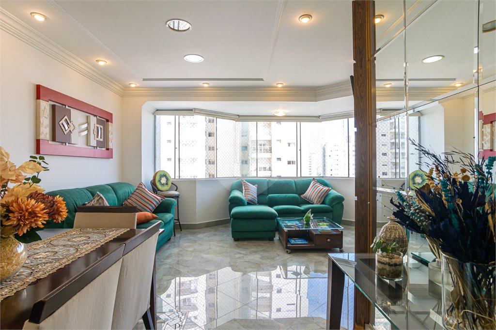 Apartamento à venda com 4 quartos, sendo 1 suíte, em Vila Romana, São Paulo, SP