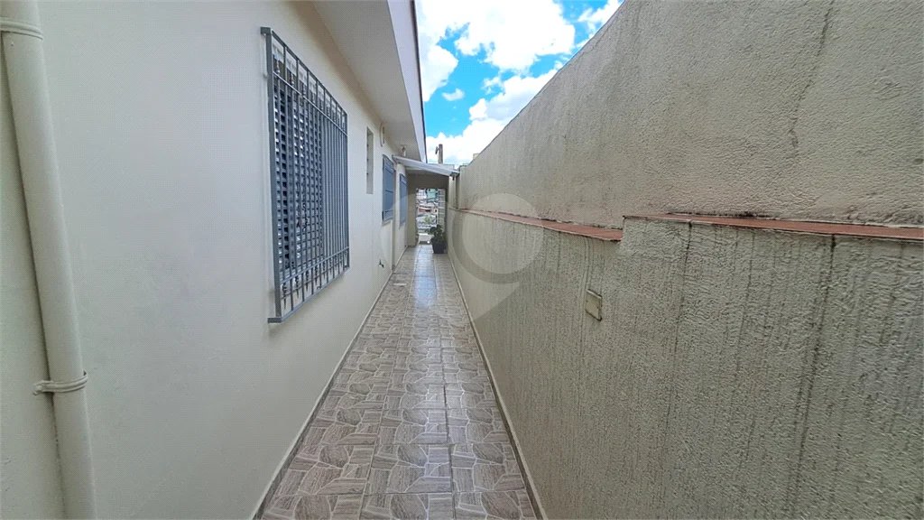 Casa Assobradada à venda | 209 m² | 3 dormitórios | Edícula | 3 vagas na Parada Inglesa!