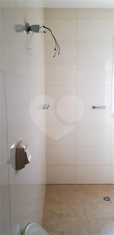 Apartamento no Condomínio Torello Dinucci